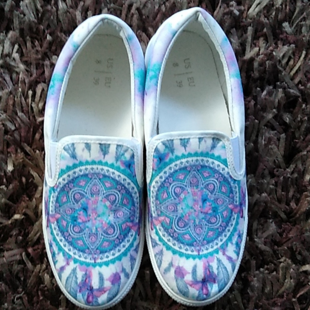 White Canvas Slip On blue and purple Pastel Mandala sneakers Size 9